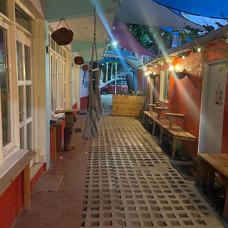 喀巴里特 Wing Camp旅舍 外观 照片