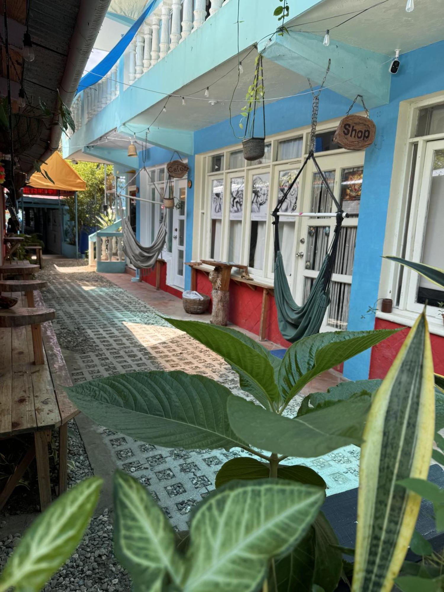 喀巴里特 Wing Camp旅舍 外观 照片